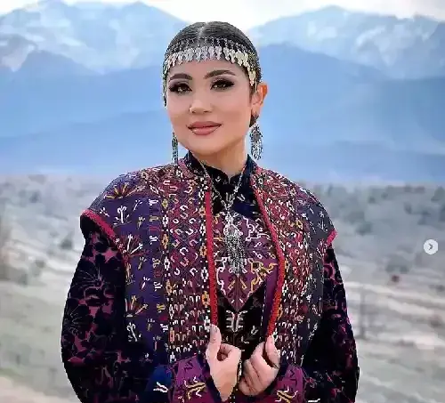Abadan Halmedowa