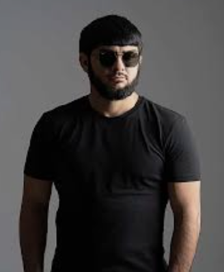 Ислам Итляшев