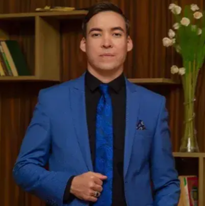 Eziz Orazow