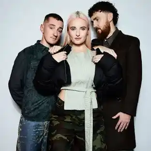 Clean Bandit